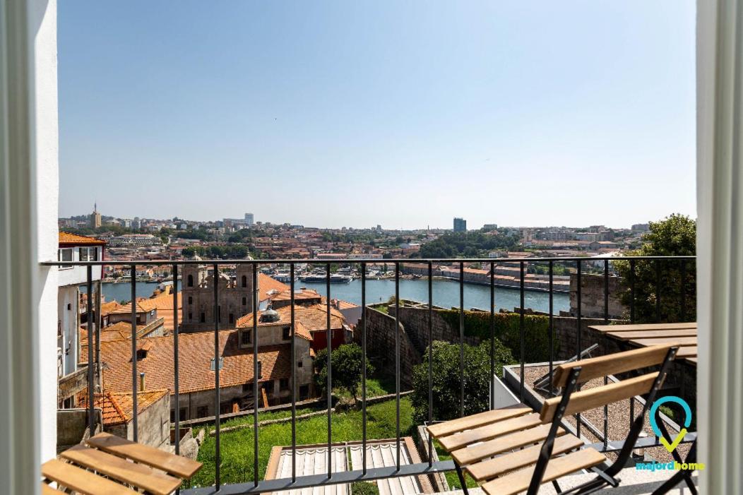 Tmh Virtudes Apartment Порто Екстериор снимка